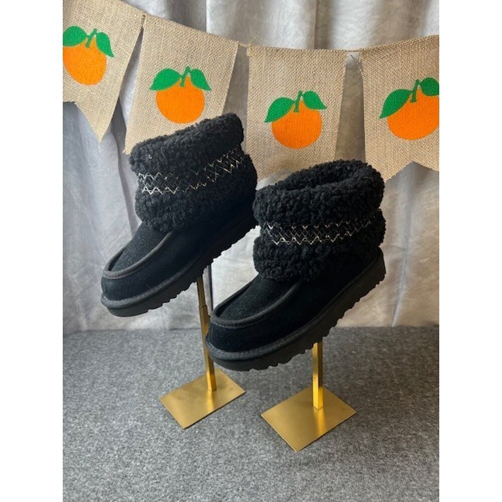 UGG Classic Ultra Mini Braid Slip-On Sheepskin Boots Booties Black 5 NEW $160 - Picture 2 of 8
